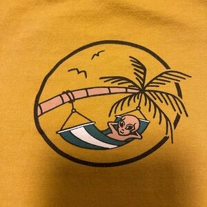 Relaxing Alien Dikotomy Tshirt